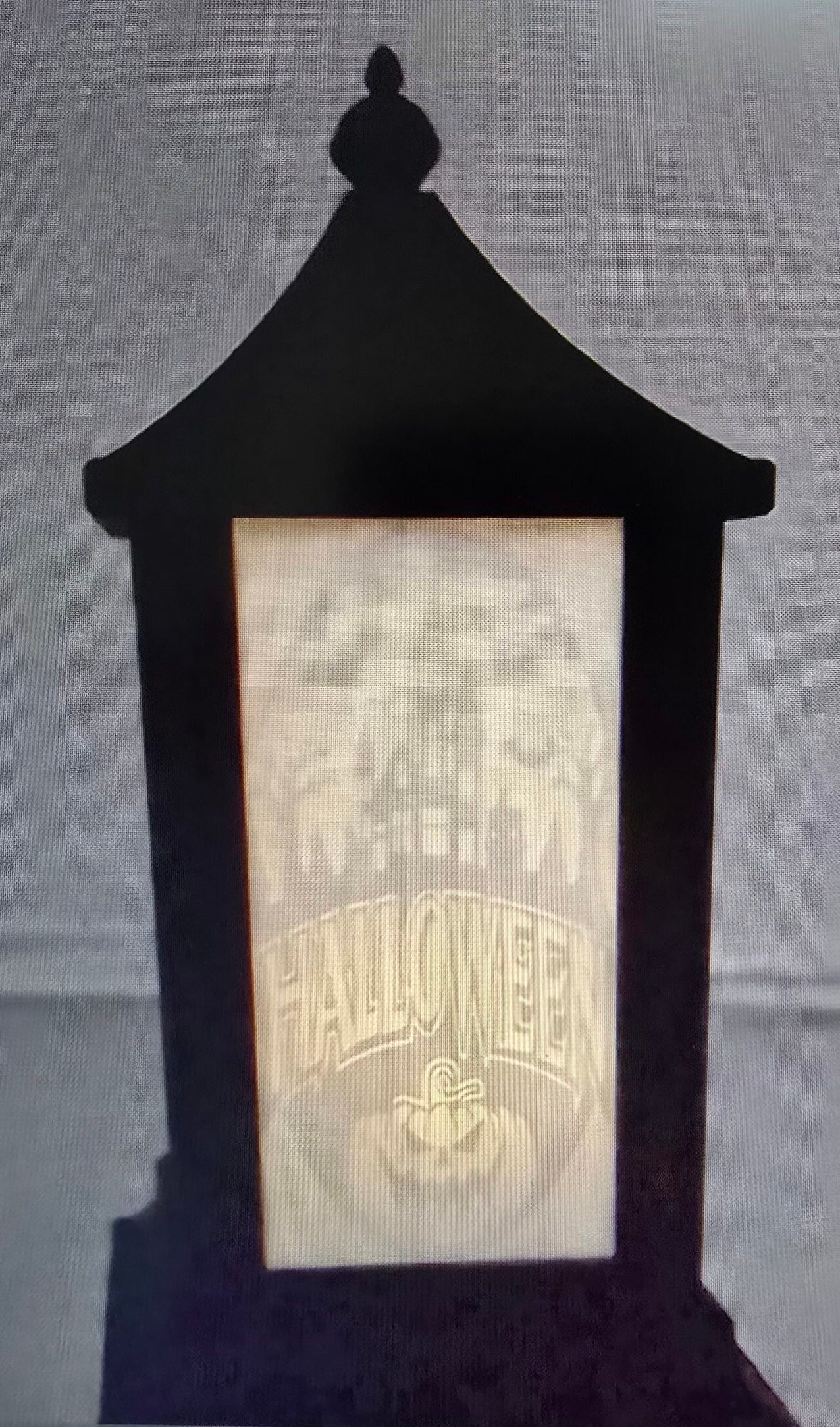 TEA LIGHT HOLDER LANTERN