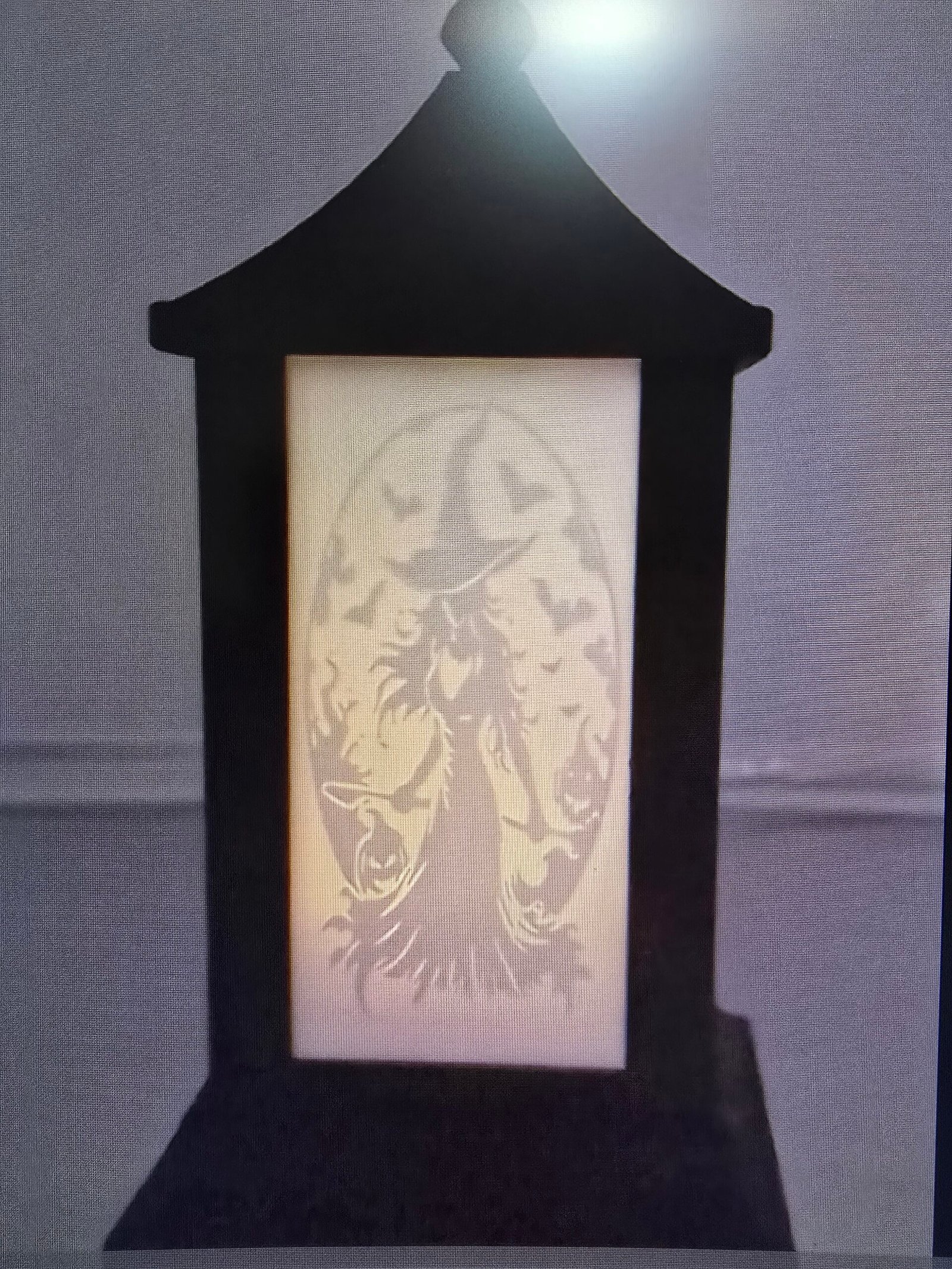 TEA LIGHT HOLDER LANTERN